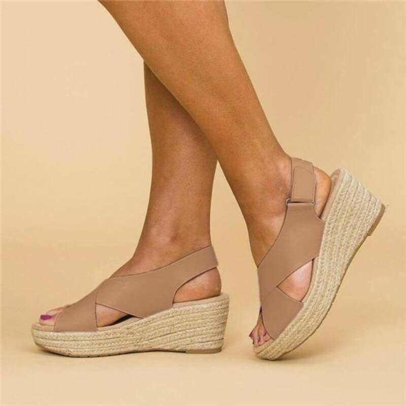 Livia - Chique Sleehak Sandalen met Kruisbanden